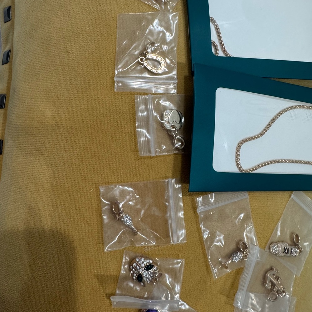 EFFY gold plated chains and charms - Picture 3 of 3